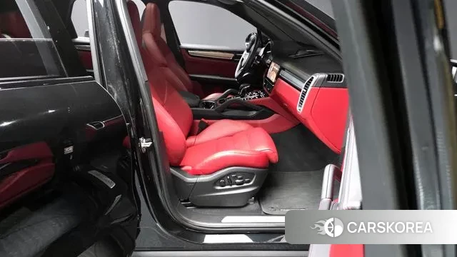 Porsche Cayenne (PO536) 2023 Черный из Кореи, фото 2