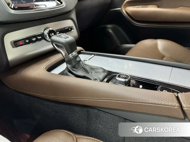 Volvo XC90 2019 Черный из Китая, фото 2