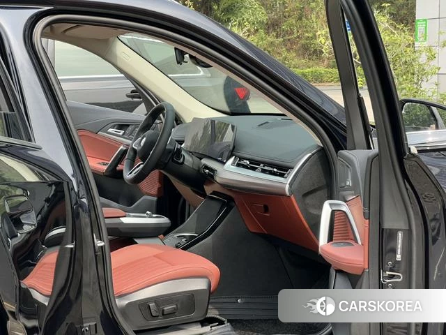BMW X1 2026 Черный из Китая, фото 2