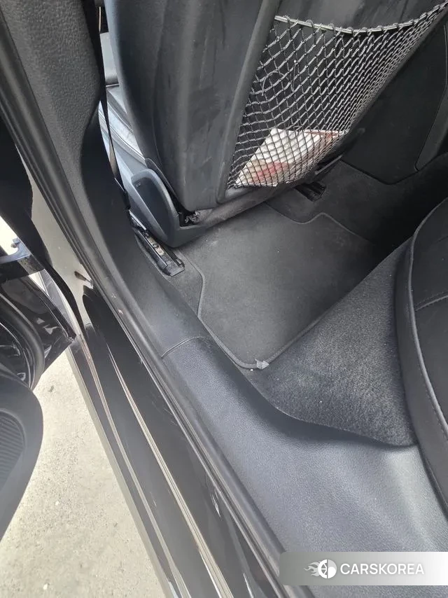 Audi A4 (B9) 2021 Черный из Кореи, фото 2