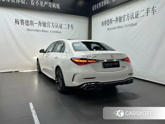 Mercedes-Benz C-class PHEV 2024 Белый из Китая, фото 2