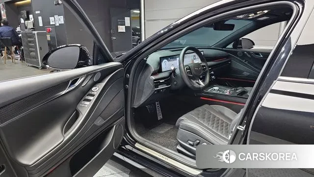 Genesis G80 (RG3) 2025 Черный из Кореи, фото 2