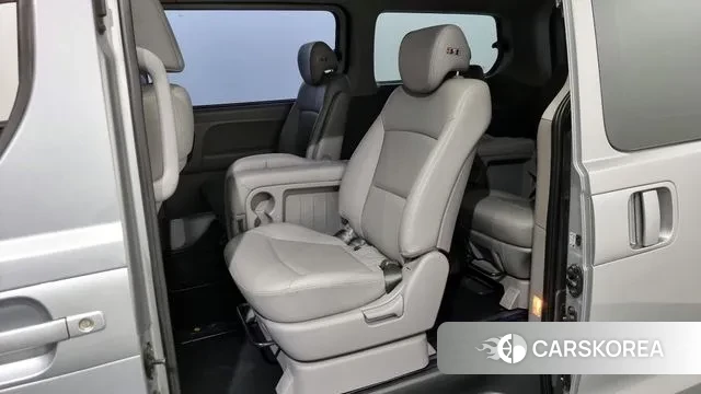 Hyundai The New Grand Starex 2020 Серебряный из Кореи, фото 2