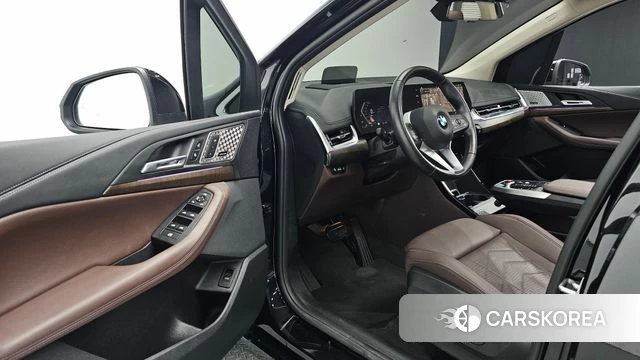 BMW 2 Series Active Tourer (U06) 2023 Черный из Кореи, фото 2