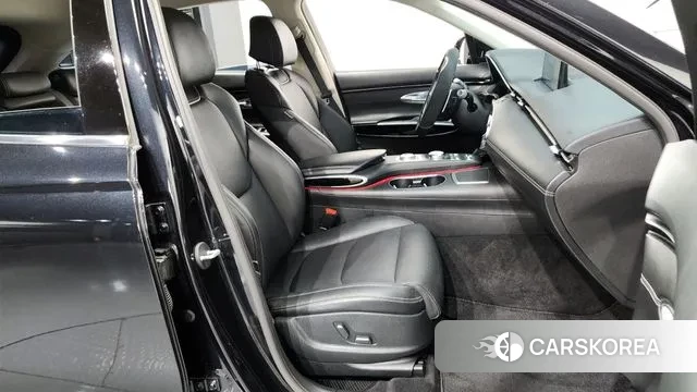 Genesis GV70 2021 Черный из Кореи, фото 2