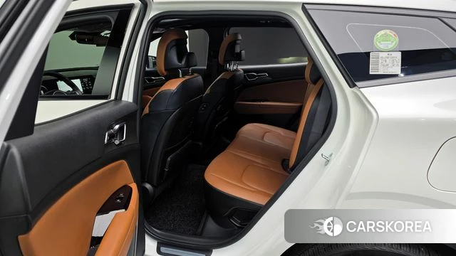 Kia Sportage 5th Generation 2022 Белый из Кореи, фото 2