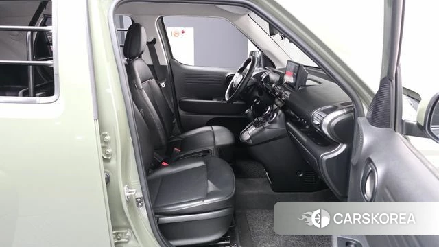 Hyundai Casper 2023 Светло-зеленый из Кореи, фото 2
