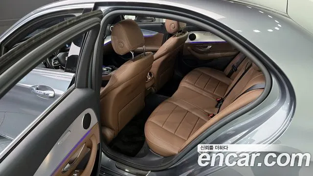 Mercedes-Benz E-Class W213 2019 Серый из Кореи, фото 2