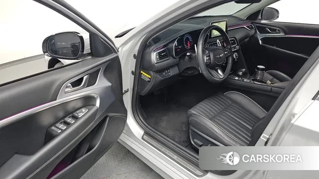 Genesis G70 2019 Серебряный из Кореи, фото 2