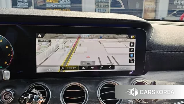 Mercedes-Benz E-Class W213 2021 Черный из Кореи, фото 2