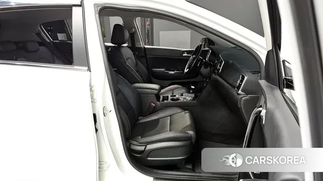 Kia Sportage 4th Generation 2018 Белый из Кореи, фото 2