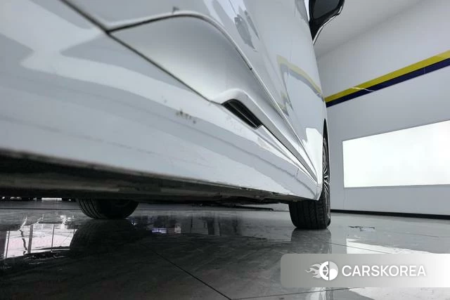 Denza D9 DM 2023 Белый из Китая, фото 2