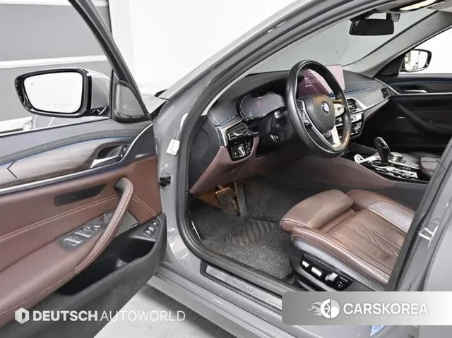 BMW 5 Series (G30) 2020 Черный из Кореи, фото 2