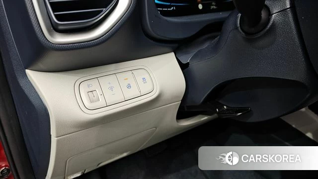 Hyundai Venue 2025 Красный из Кореи, фото 2