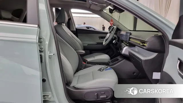 Hyundai Kona (SX2) 2023 Цвет галактики из Кореи, фото 2