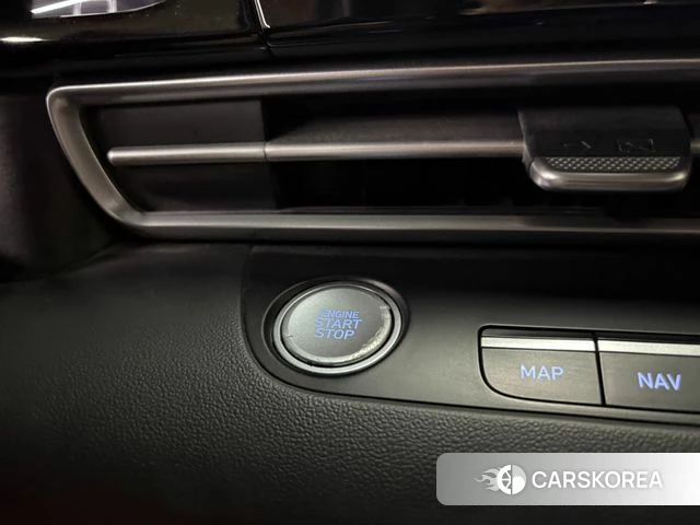 Hyundai Avante (CN7) 2022 Черный из Кореи, фото 2