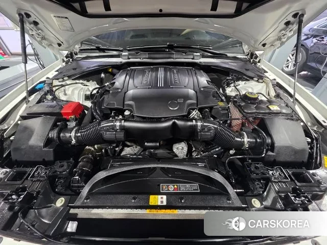 Jaguar XF (X260) 2019 Белый из Кореи, фото 2