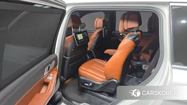 BMW X7 (G07) 2021 Белый из Кореи, фото 2