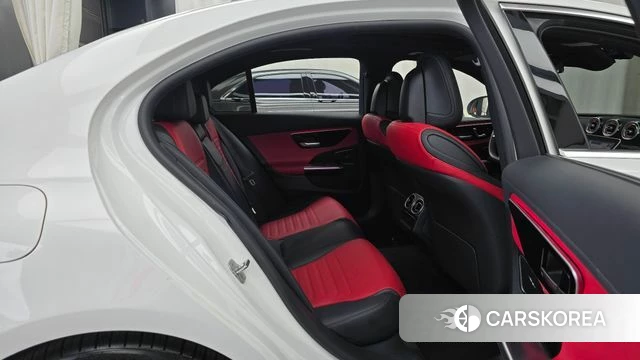 Mercedes-Benz C-Class W206 2023 Белый из Кореи, фото 2