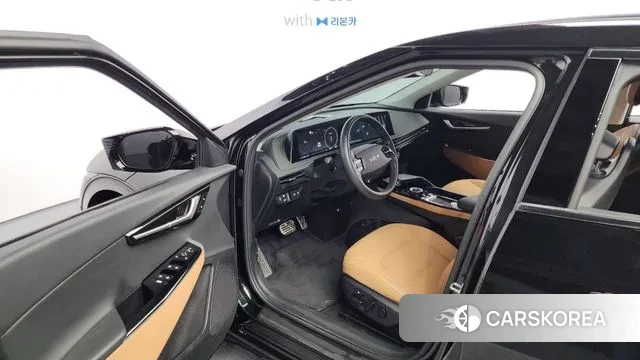 Kia EV6 2022 Черный из Кореи, фото 2