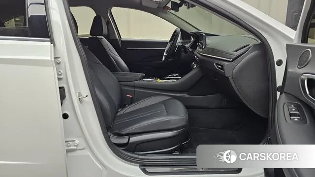 Hyundai Sonata (DN8) 2022 Белый из Кореи, фото 2