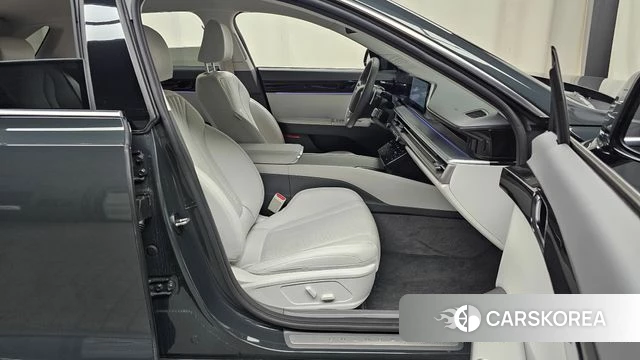 Hyundai Grandeur (GN7) 2023 Серый из Кореи, фото 2