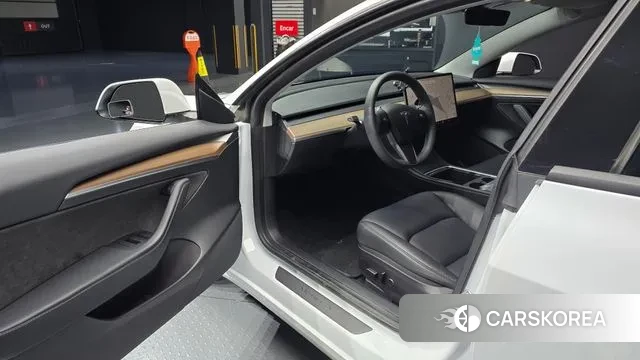 Tesla Model 3 2022 Белый из Кореи, фото 2