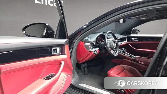 Porsche Panamera (971) 2018 Черный из Кореи, фото 2