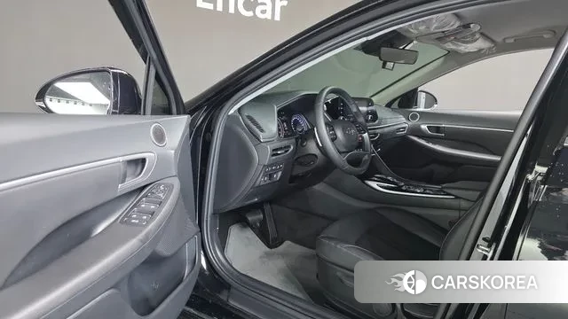 Hyundai Sonata (DN8) 2022 Черный из Кореи, фото 2