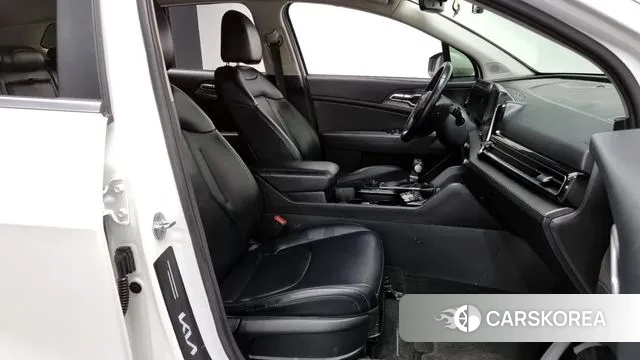 Kia Sportage 5th Generation 2022 Белый из Кореи, фото 2