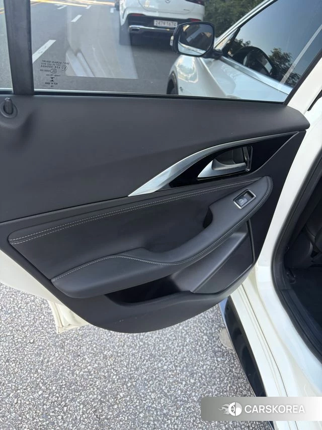 Infiniti Q30 2019 Белый из Кореи, фото 2