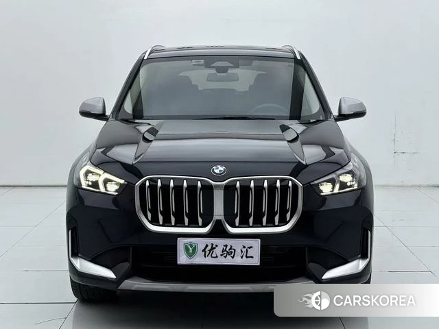 BMW X1 2024 Черный из Китая, фото 2