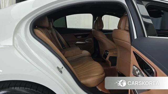Mercedes-Benz E-Class W214 2024 Белый из Кореи, фото 2
