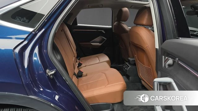 Audi Q3 (F3) 2020 Синий из Кореи, фото 2