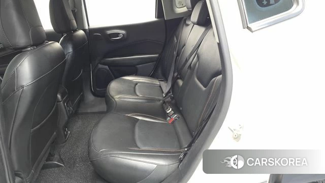 Jeep Compass 2nd Generation 2019 Жемчужный цвет из Кореи, фото 2