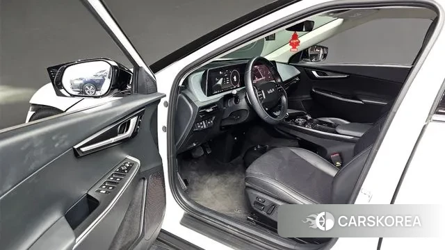 Kia EV6 2022 Белый из Кореи, фото 2