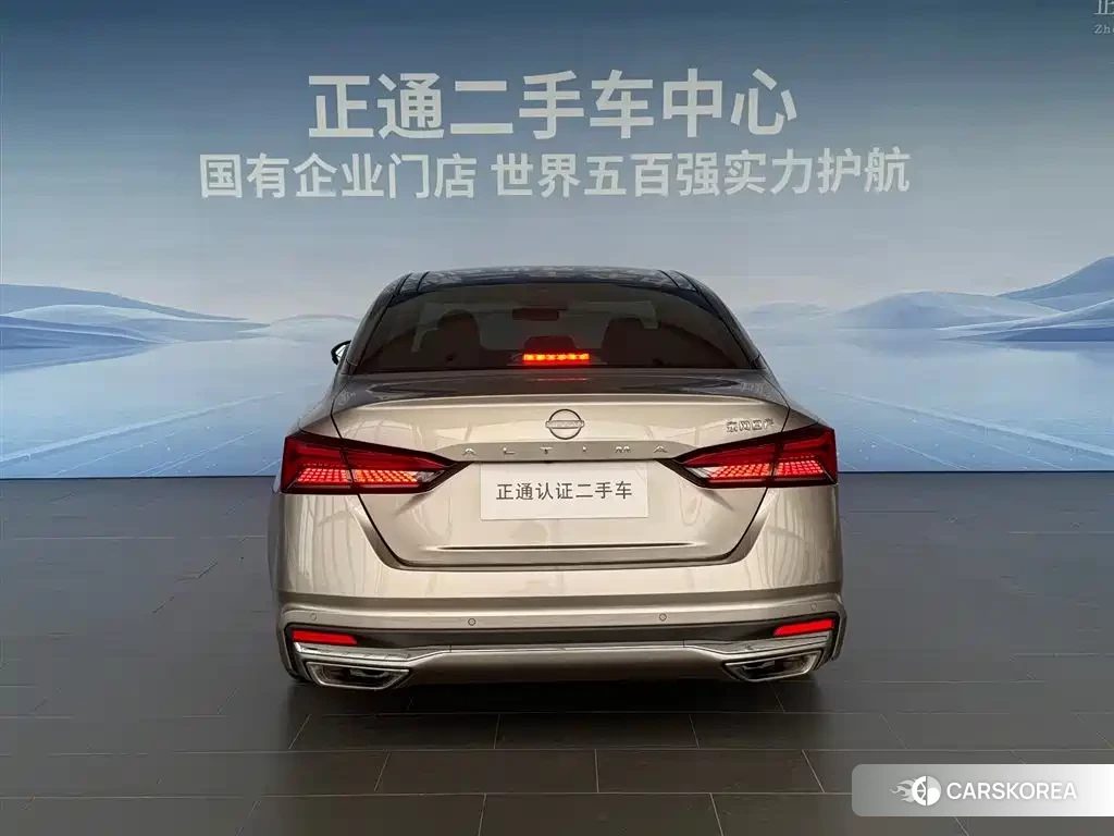 Nissan Altima 2025 Champagne/brown из Китая, фото 2