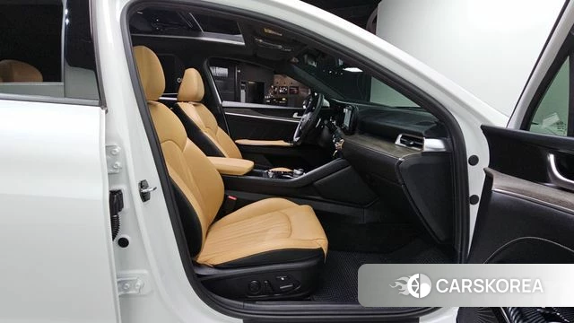 Kia K5 3rd generation 2021 Белый из Кореи, фото 2