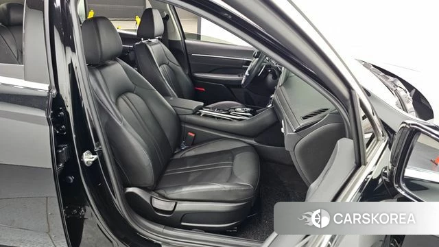 Hyundai Sonata (DN8) 2021 Черный из Кореи, фото 2