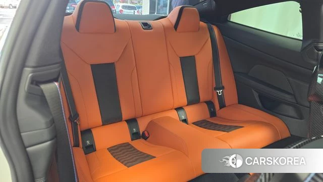 BMW M4 (G82) 2023 Белый из Кореи, фото 2