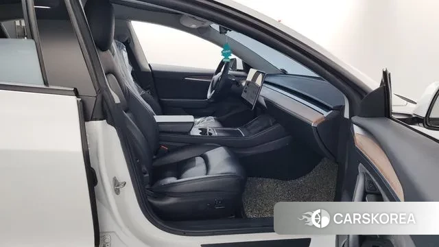 Tesla Model 3 2021 Белый из Кореи, фото 2