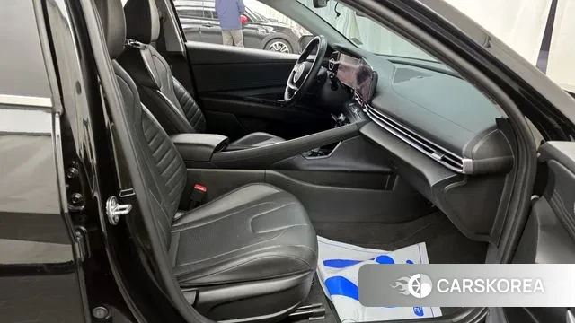 Hyundai Avante Hybrid (CN7) 2022 Черный из Кореи, фото 2