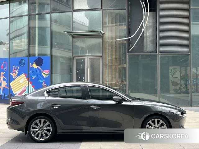 Mazda 3 Angkesaila 2022 Темно-серый из Китая, фото 2