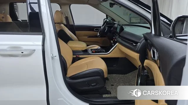 Kia Carnival 4th generation 2022 Белый из Кореи, фото 2