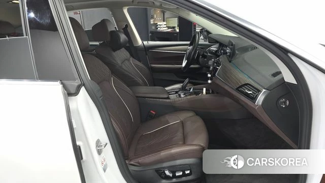 BMW 6 Series GT (G32) 2018 Белый из Кореи, фото 2