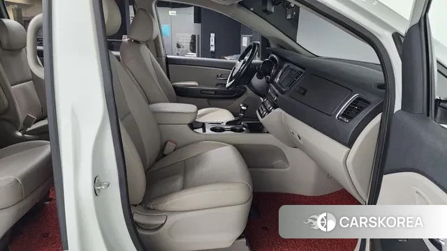 Kia The New Carnival 2018 Белый из Кореи, фото 2