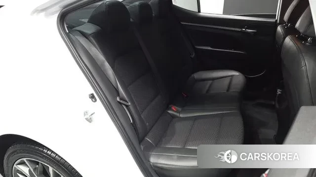 Hyundai The New Avante AD 2019 Белый из Кореи, фото 2