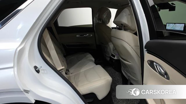 Genesis GV70 2021 Белый из Кореи, фото 2