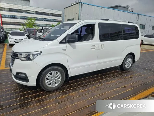 Hyundai The New Grand Starex 2018 Белый из Кореи, фото 2