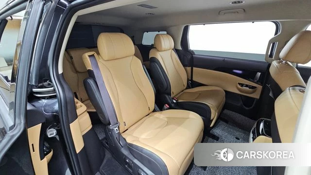 Kia Carnival 4th generation 2023 Серый из Кореи, фото 2
